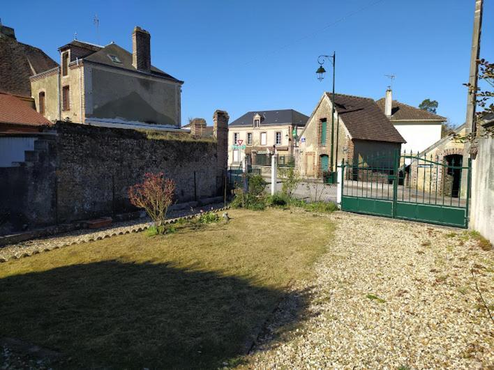 Villa La Petite Venise Longny les Villages Exterior foto